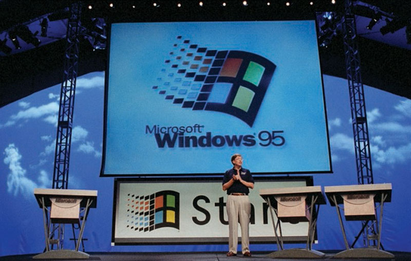 Bill Gates presenting Windows 95 on stage